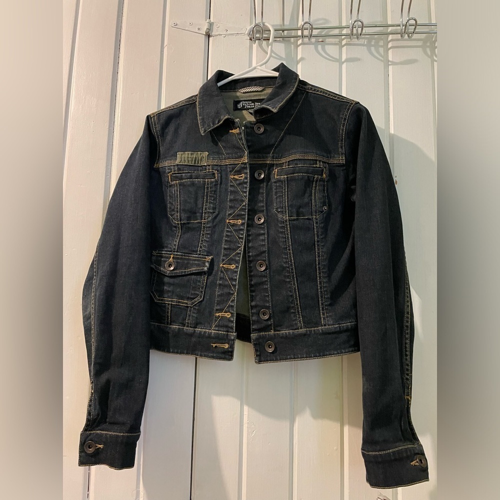 Volcom jean jacket-size small like new